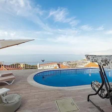 Seascape Villa